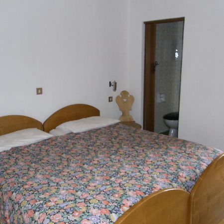 Casa Elisa Apartman Pozza di Fassa Kültér fotó