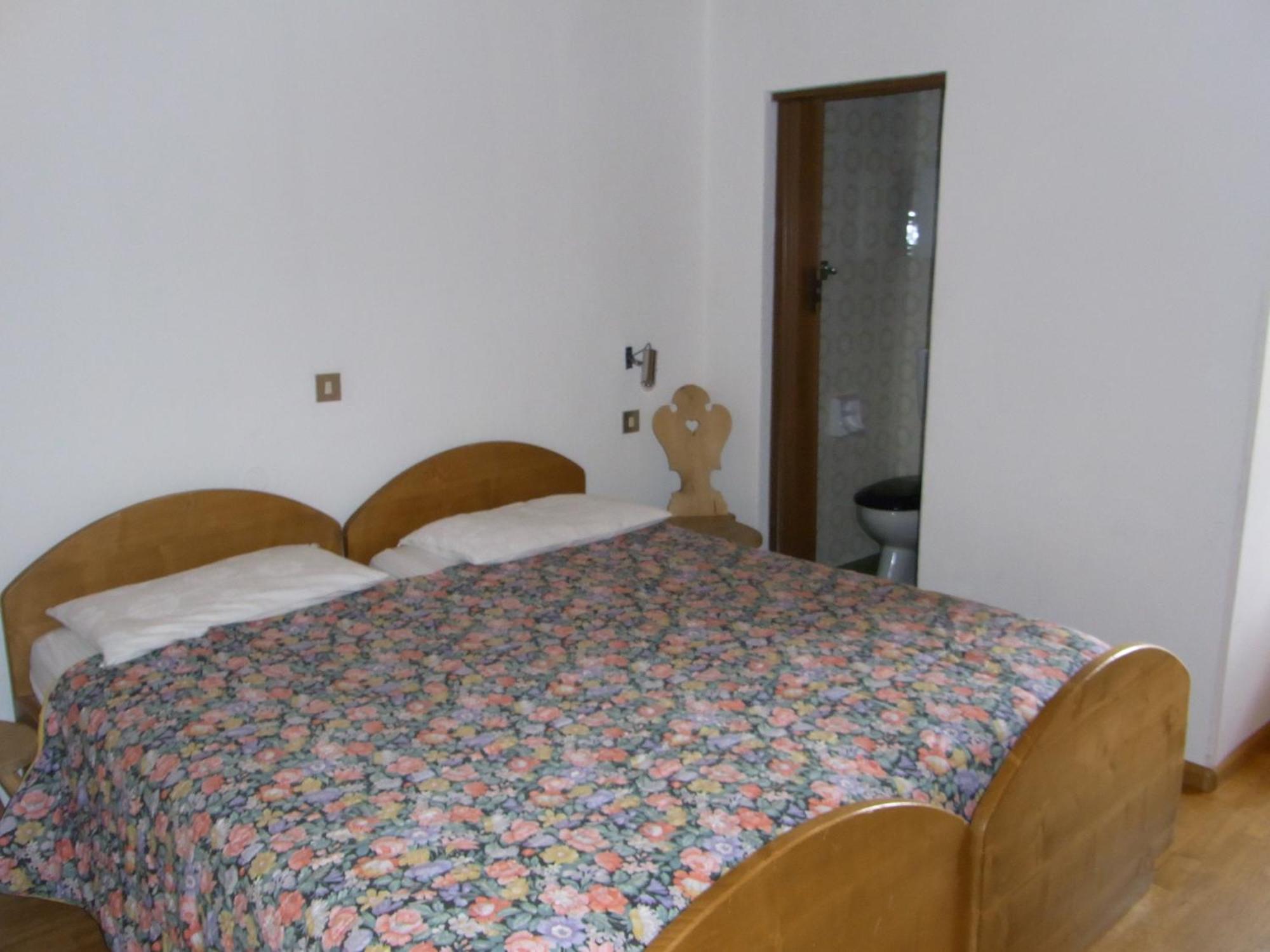 Casa Elisa Apartman Pozza di Fassa Kültér fotó