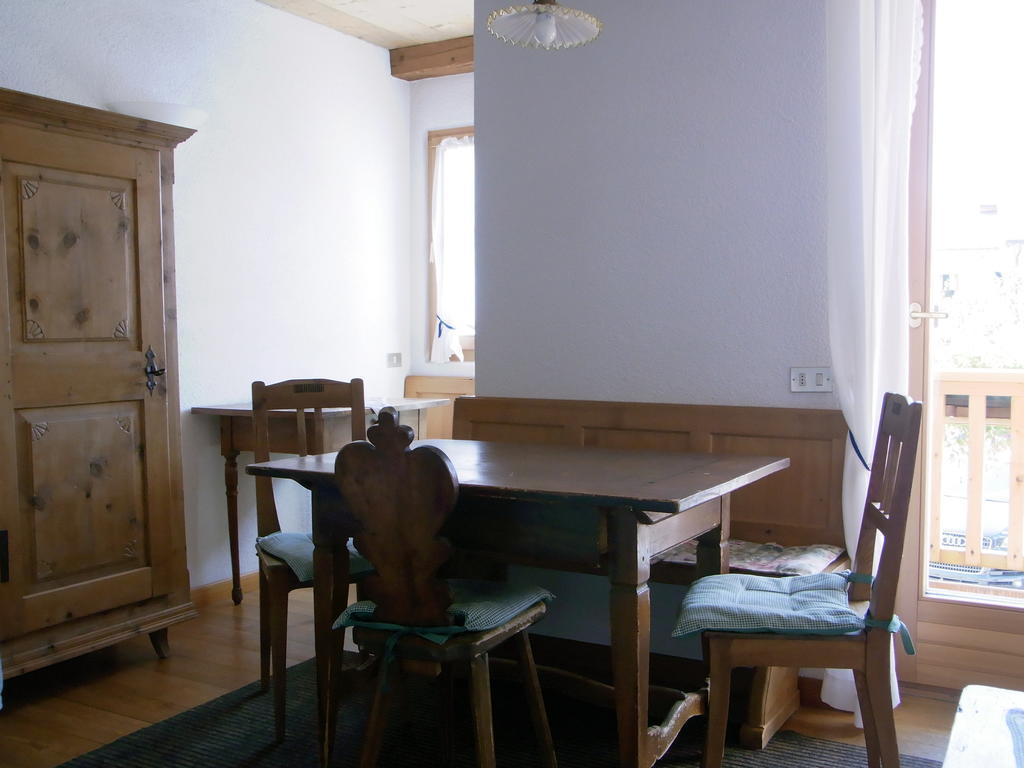 Casa Elisa Apartman Pozza di Fassa Szoba fotó