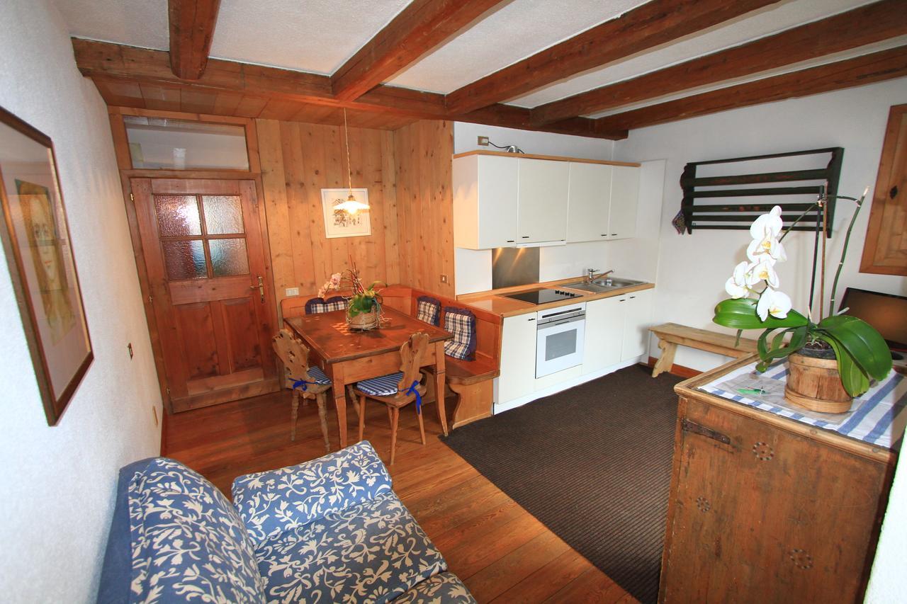 Casa Elisa Apartman Pozza di Fassa Kültér fotó