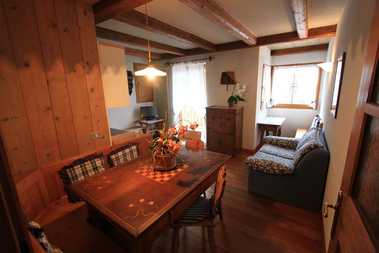 Casa Elisa Apartman Pozza di Fassa Kültér fotó